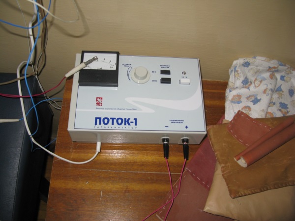 Аппарат для электрофореза Поток-1