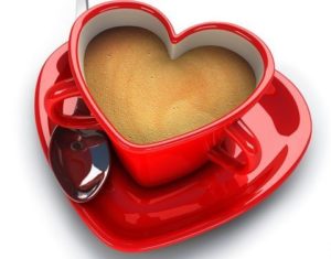 чашка кофе в форме сердца