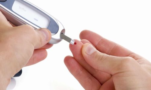 При хронической форме панкреатита уколы назначаются для предотвращения развития сахарного диабета
