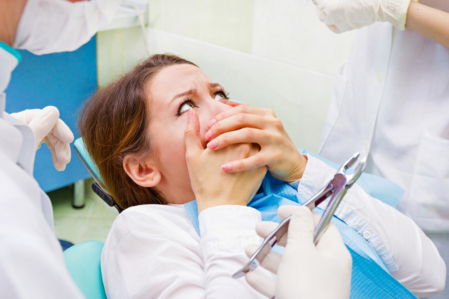 Зачем стоматологу экскаватор? Что такое сложное удаление зуба