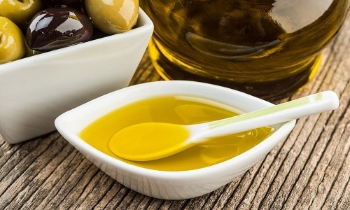 Даже чрезвычайно полезное оливковое масло при панкреатите используют в питании осторожно