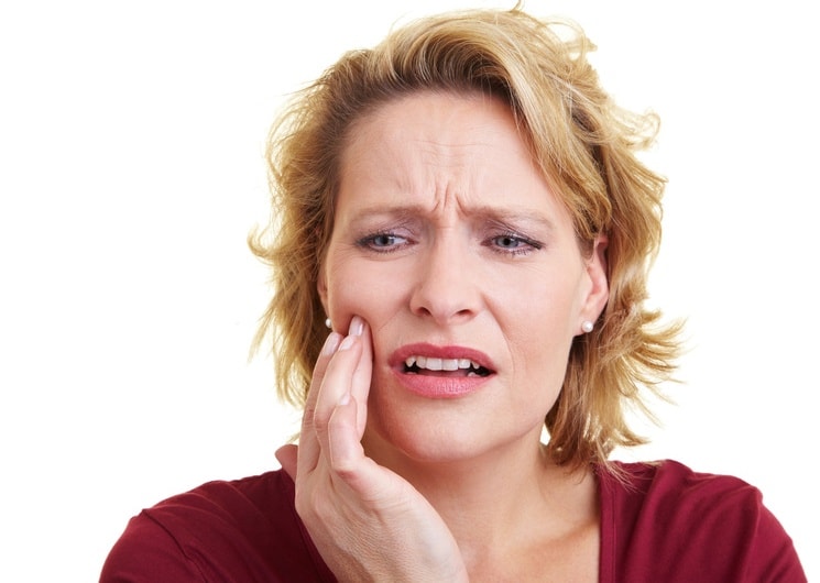Сколько дней может болеть десна после имплантации зуба. Почему у вас периимплантит
