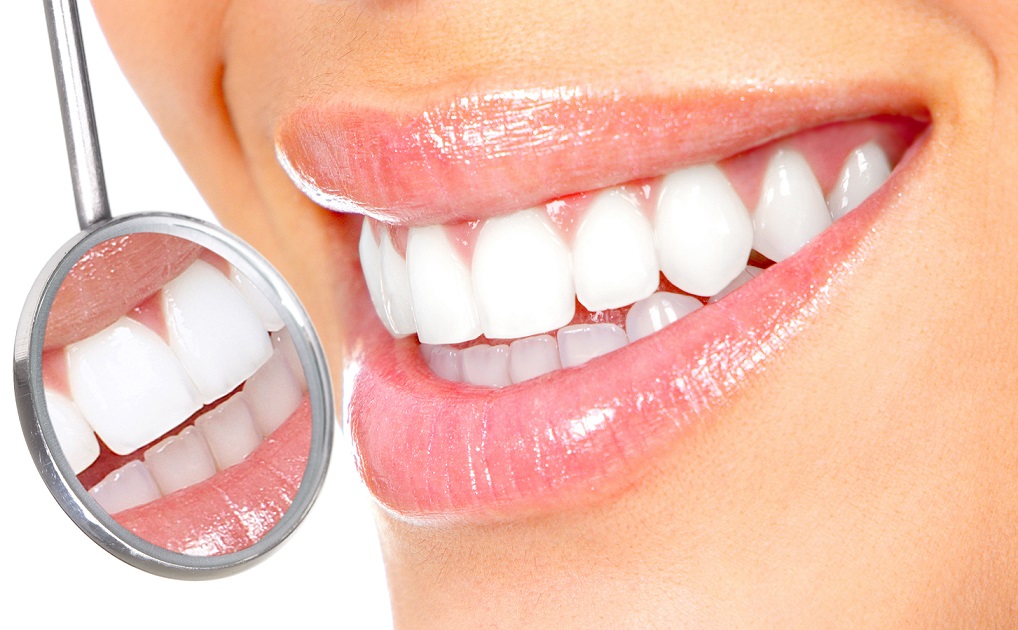 Безопасно ли делать отбеливание зубов в стоматологии. Разбираемся, как не нанести вред своему здоровью