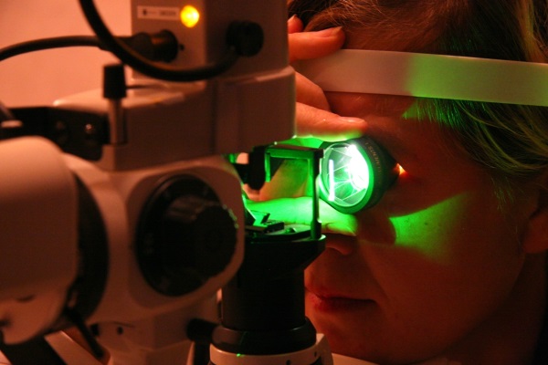 Применение лазера в офтальмологии